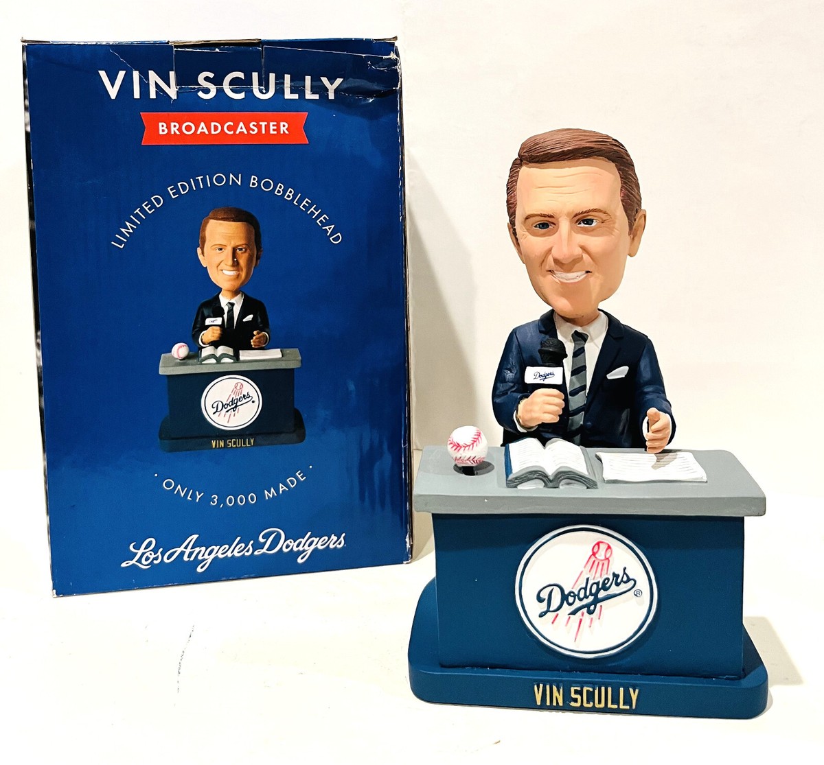 Vin Scully 2012 LA Dodgers SPECIAL EDITION Bobblehead SGA ~ NO