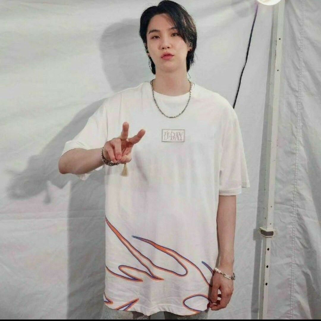 BTS SUGA Agust D Tour D-DAY Oversized T-Shirt size XL White | eBay