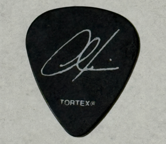 Maroon 5 V Adam Levine Signature Guitar Pick Rare Tour Concert