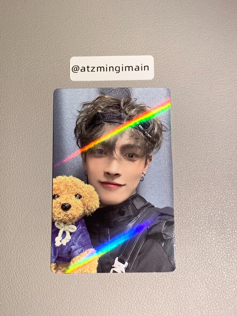 ATEEZ THE WORLD EP.FIN:WILL Hello82 Exclusive HOLO Photocard