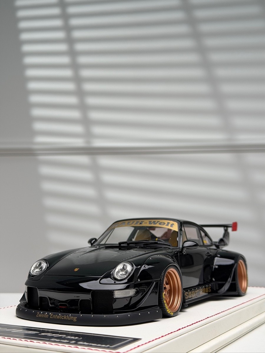 Porsche 911 993 RWB (Black/ Sopranos) [Davis & Giovanni] 1/18