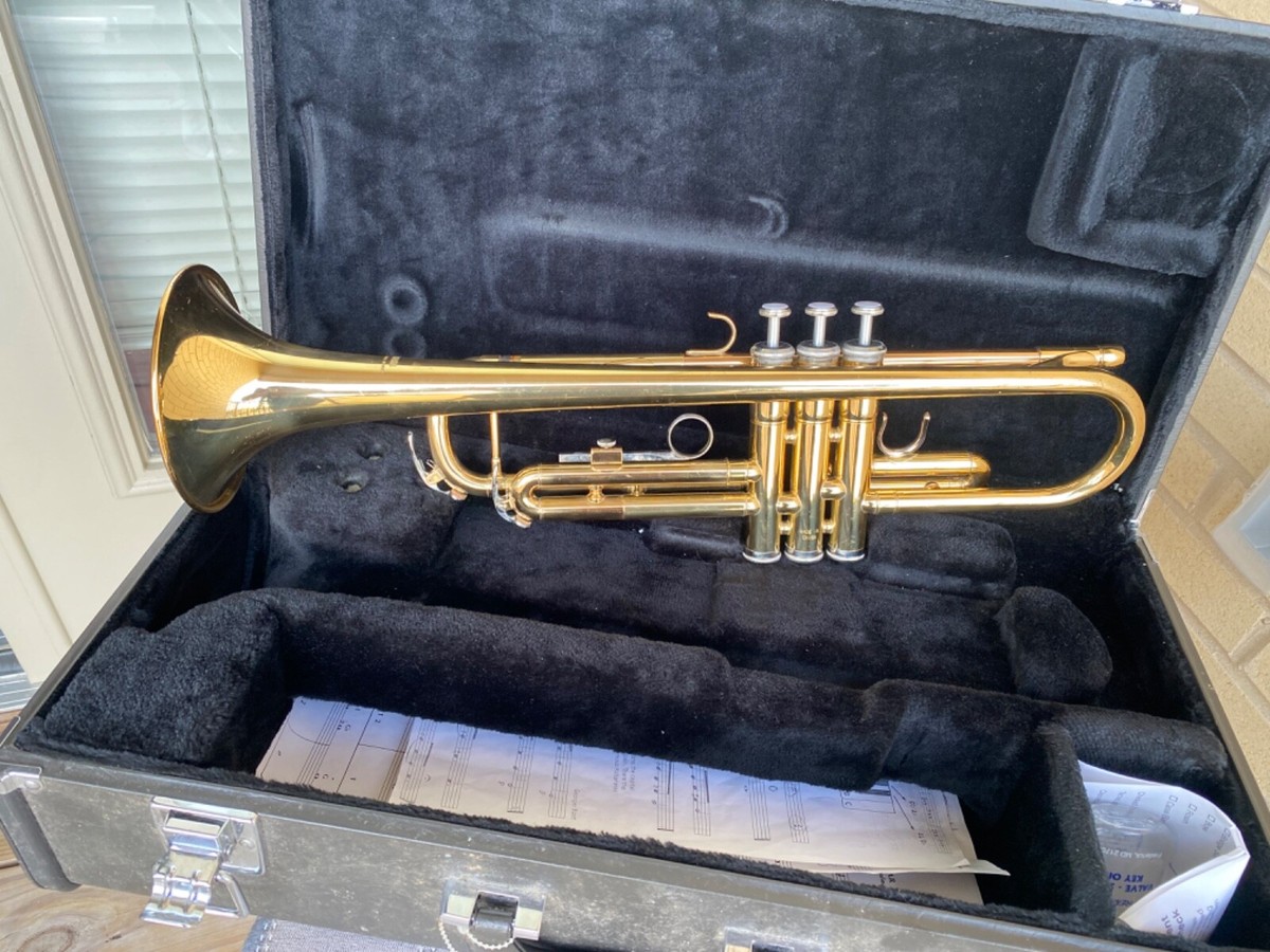 Yamaha YTR 2335 Trumpet with Case | eBay