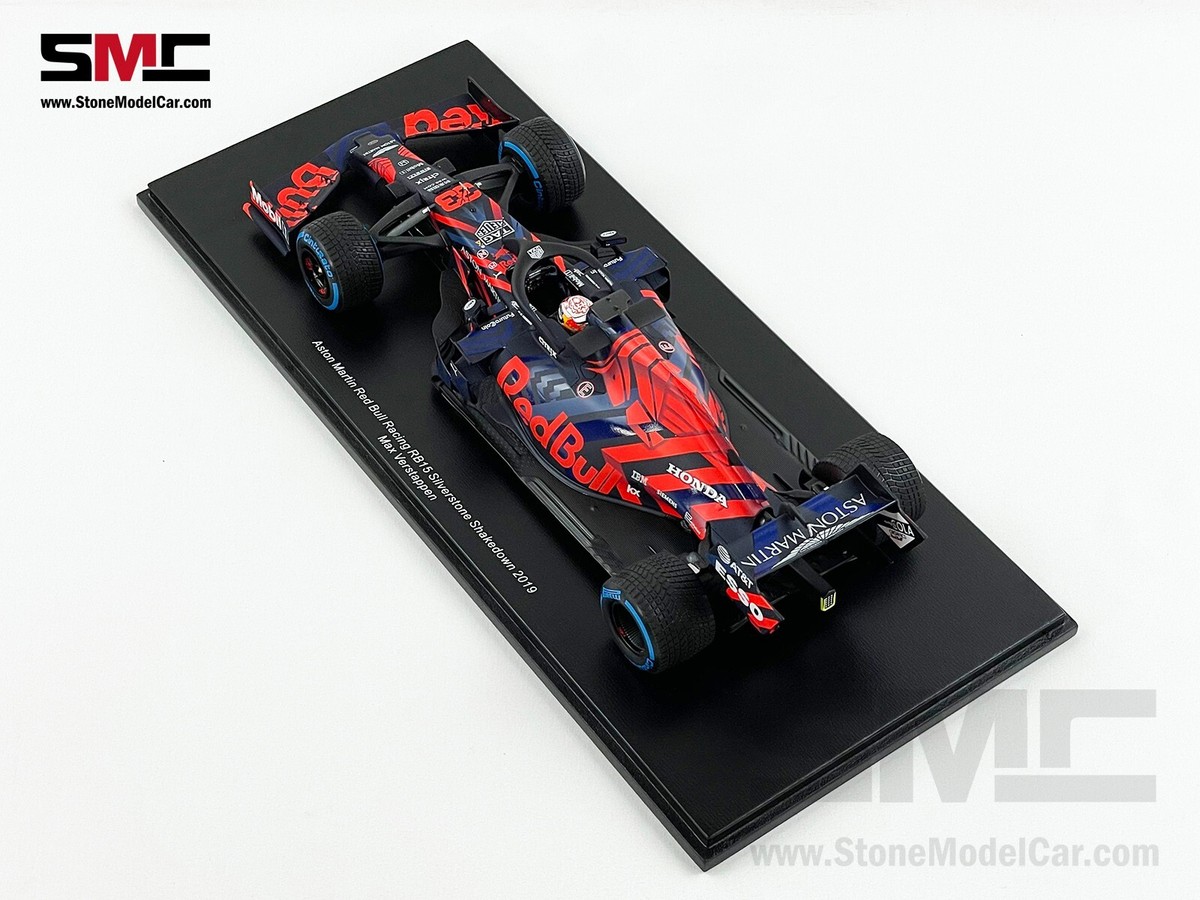 1:18 Spark Red Bull F1 RB15 33 Max Verstappen Silverstone Circuit