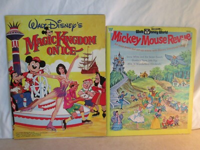 1971-1 Walt Disney Mickey Mouse Revue Press-Out Scene Book,& 1