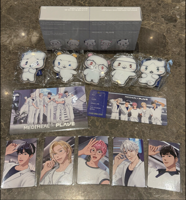 PLAVE MEDIHEAL POP UP MD EVENT GIFT MMMM MIRROR KEYRING, HAND