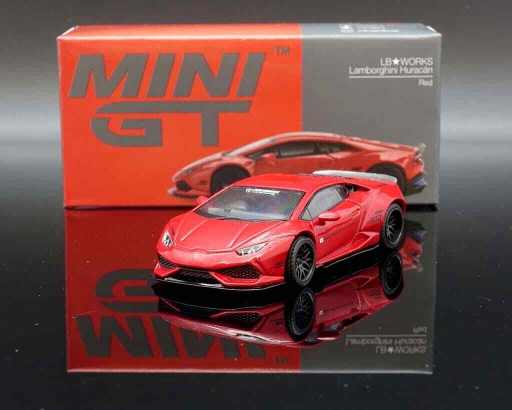 MINI GT LB Lamborghini Huracan LB ver.2 Red #375 (LorR Random