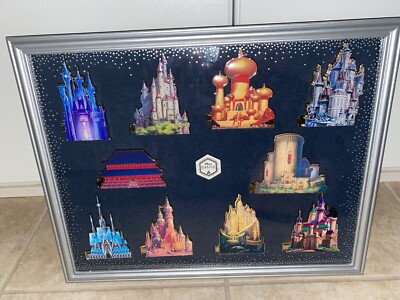 DISNEY CASTLE COLLECTION 10 PINS/COLLECTOR DISPLAY CASE +