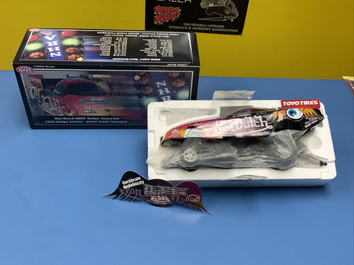 RACING CHAMPIONS AUTHENTICS VON DUTCH NHRA 2006 DODGE FUNNY CAR
