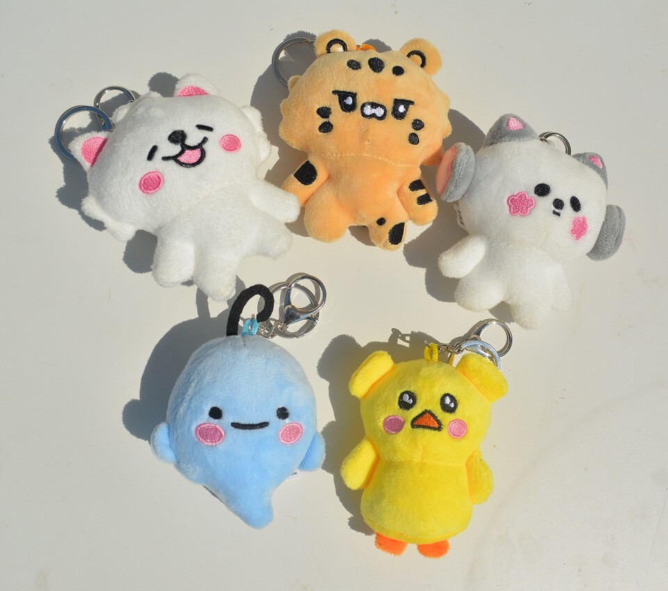 LE SSERAFIM X FIM'S CLUB POP UP Doll Keychain SAKKUKKU ZUHARONG