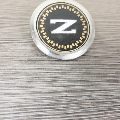 1984-1989 Nissan 300ZX Z31 FRONT BUMPER EMBLEM BADGE Z LOGO SIGN