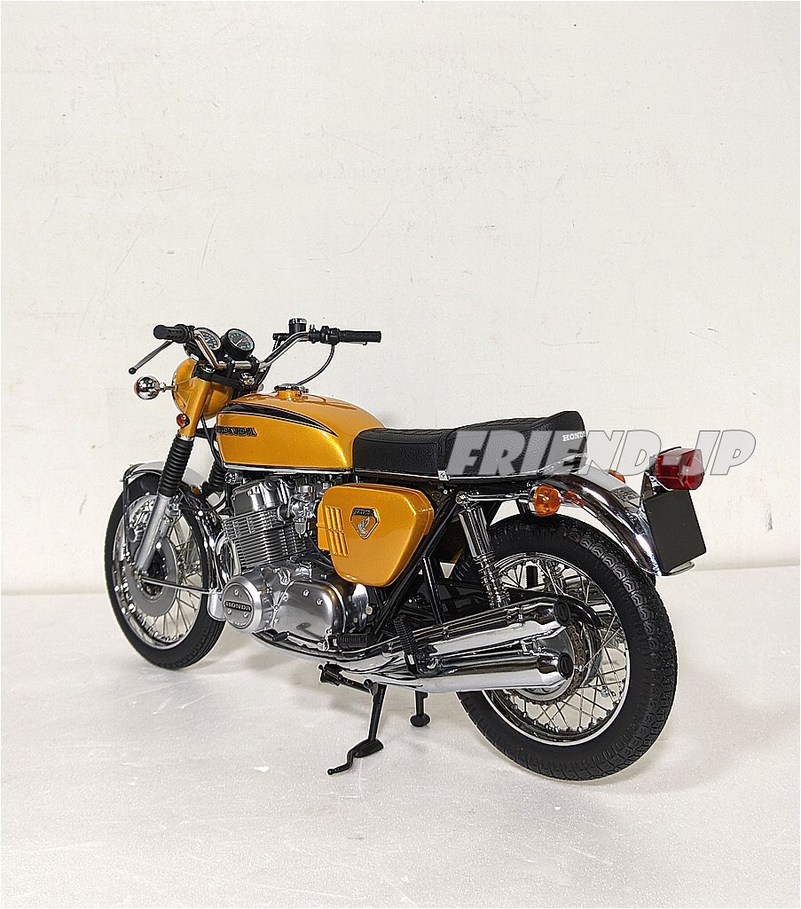 MINICHAMPS 1/6 HONDA CB750 Four KO 1969 Gold Metalic Diecast Model
