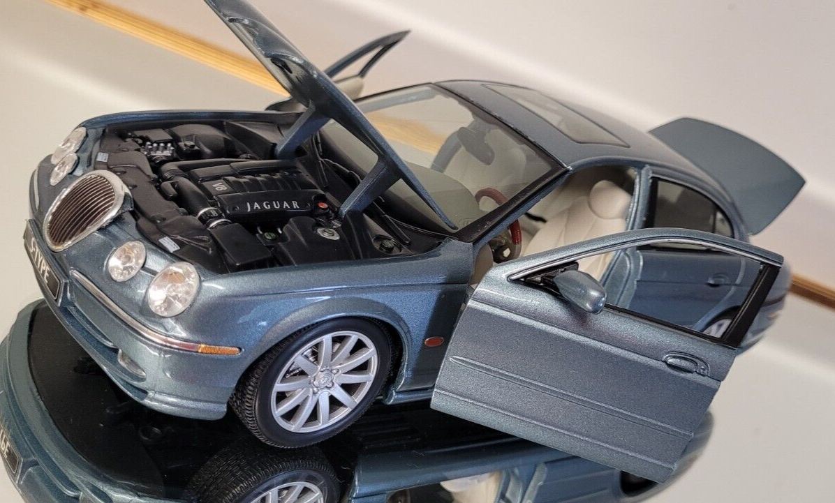Maisto 1:18th Scale Jaguar S-Type 1999 Blue Boxed | eBay
