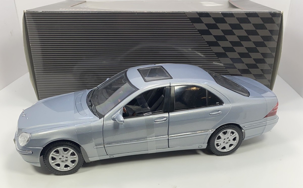 MAISTO 1/18 Scale 1998 MERCEDES-BENZ S-CLASS”Limited Edition
