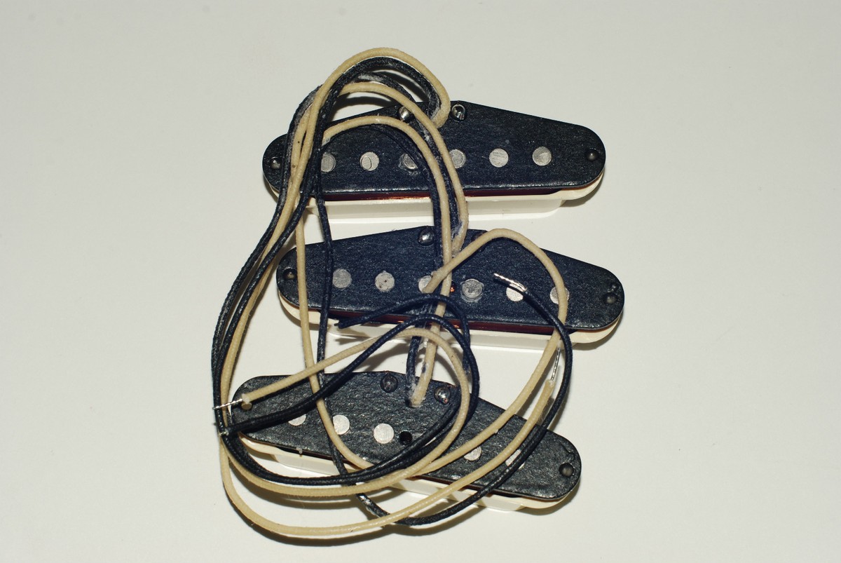 ALNICO 5 / CLOTH WIRE Fender 57 / '62 STRAT PICKUP SET Pure