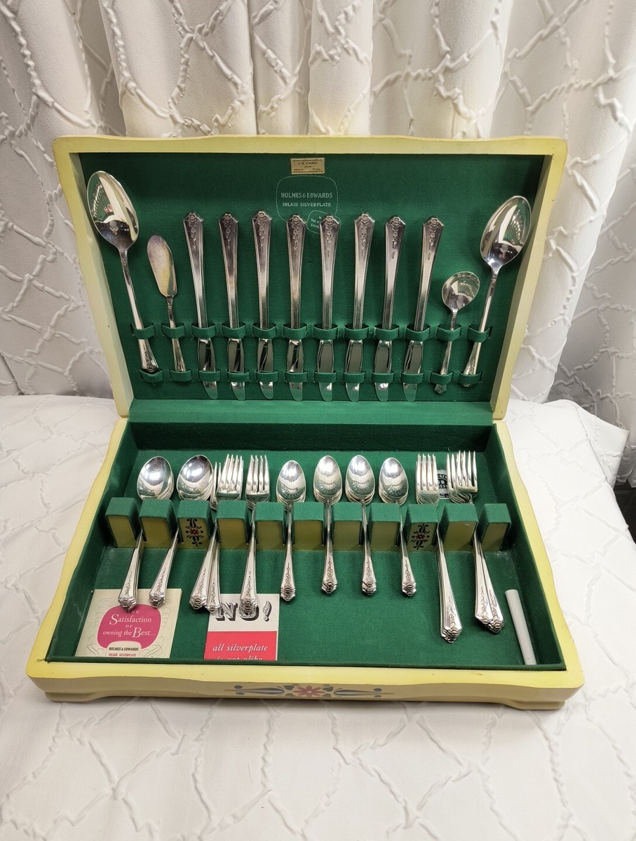 Holmes & Edwards Inlaid IS Silver Plate Spring Garden Flatware Set