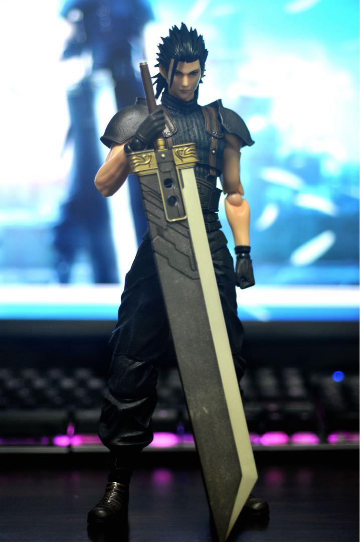 Play Arts Kai Crisis Core: Final Fantasy VII Zack Fair Square Enix