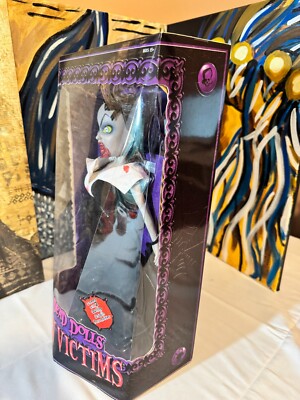 Living Dead Dolls Fashion Victims Series 1 Lilith MEZCO #91000
