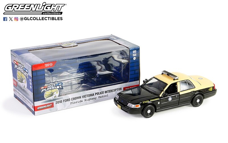 Greenlight 1/24 85583 - Hot Pursuit 2010 Ford Crown Victoria