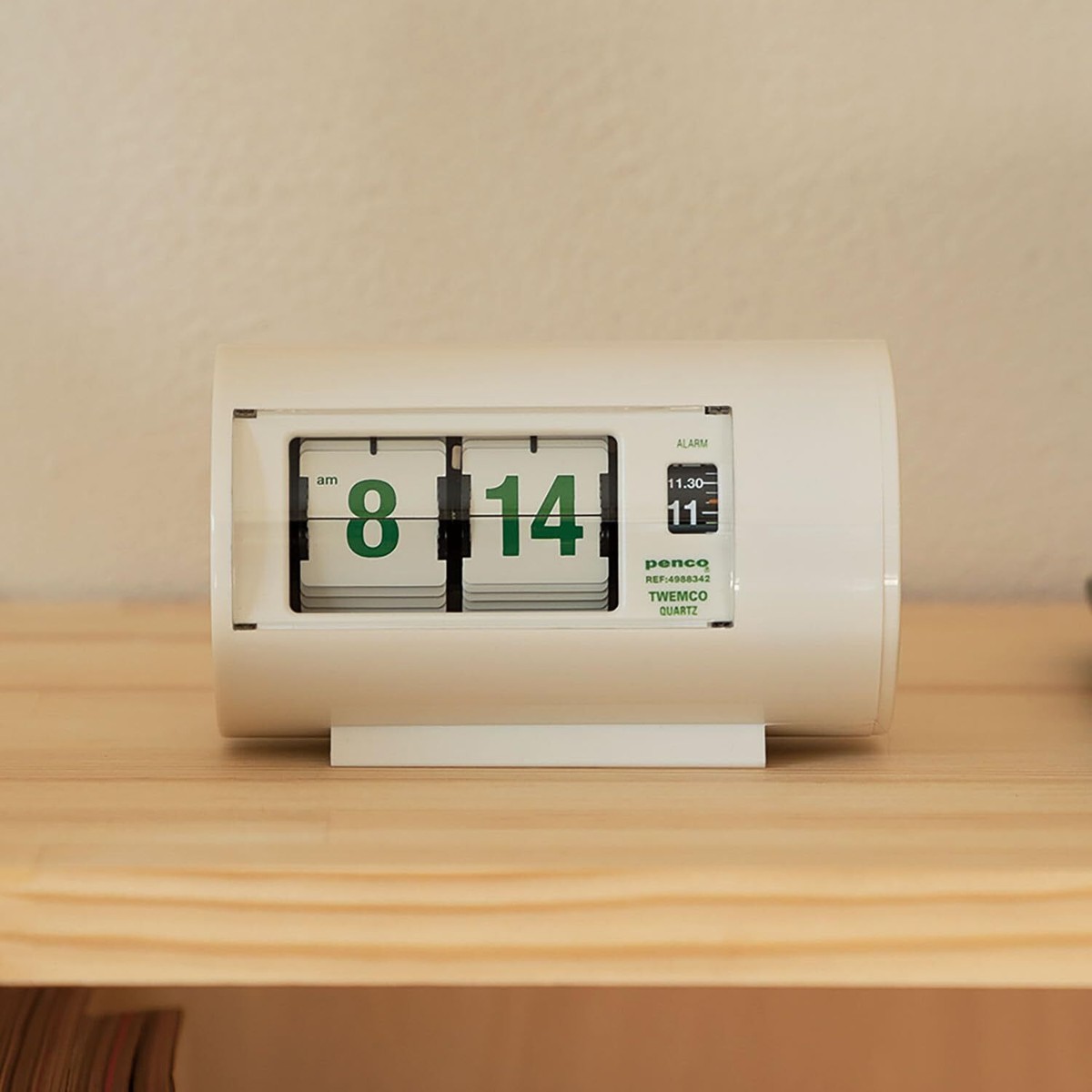 TWEMCO PENCO desk Flip clock AP-28 JF064 White W Analog Nostalgic
