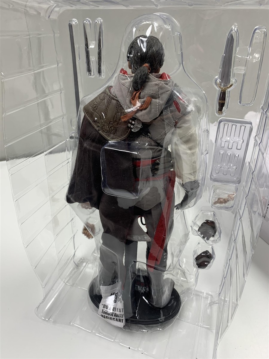 Hot Toys Video Game Master Piece Assassin Creed II Ezio 1/6 Scale