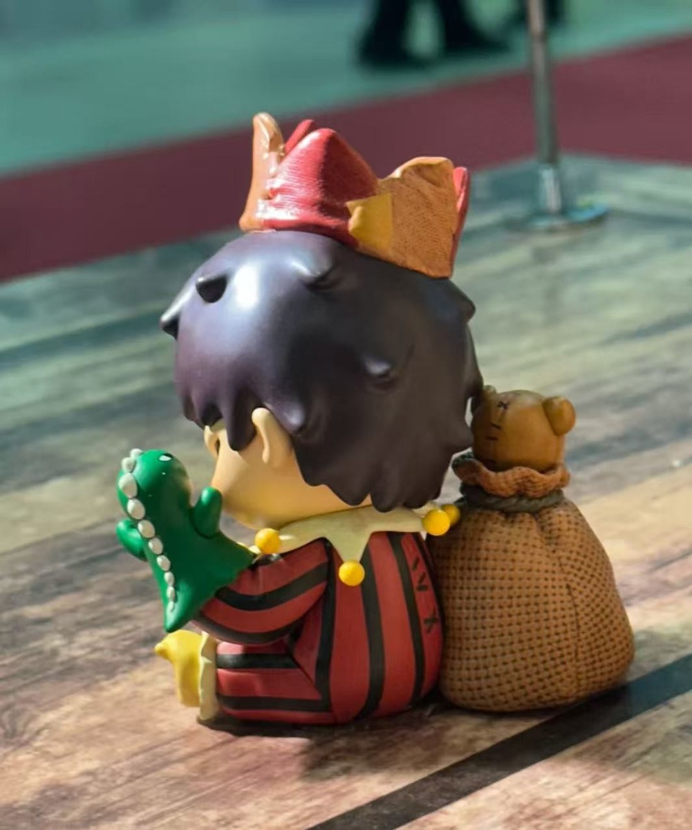 Hirono's Heading Back To Play Singapore Limited Pop Toy Show
