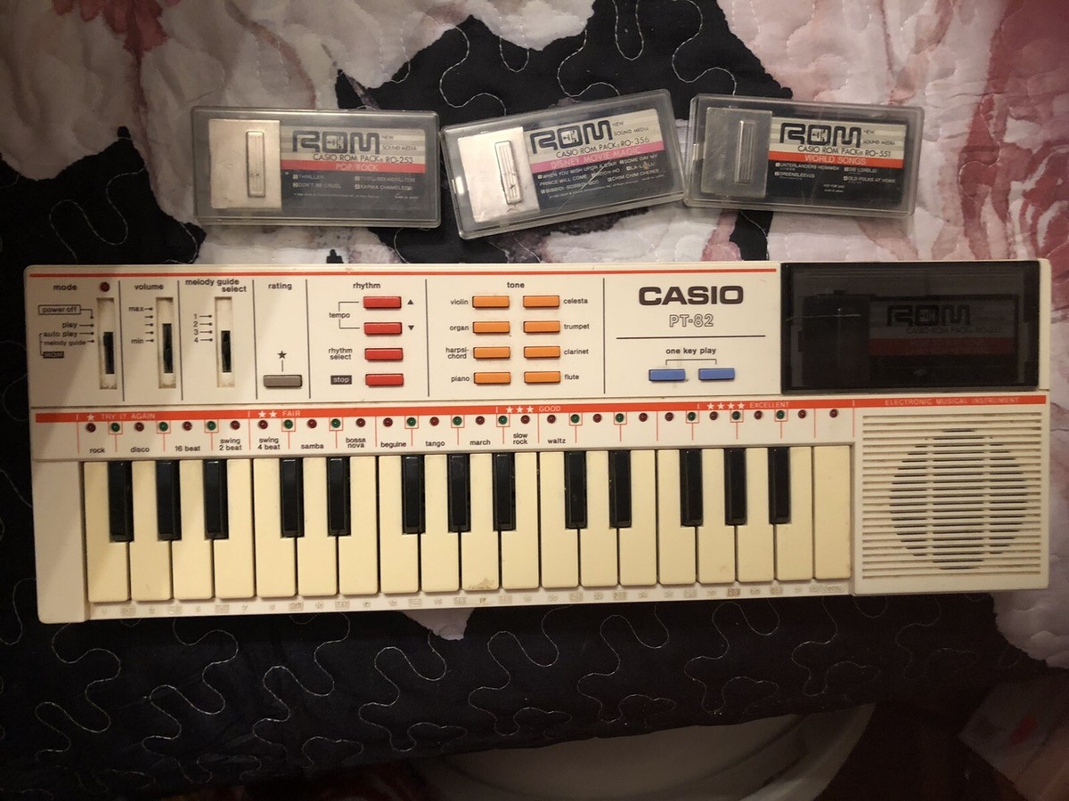 Vintage 1980s Casio PT-82 32 Key Electronic Keyboard Mini
