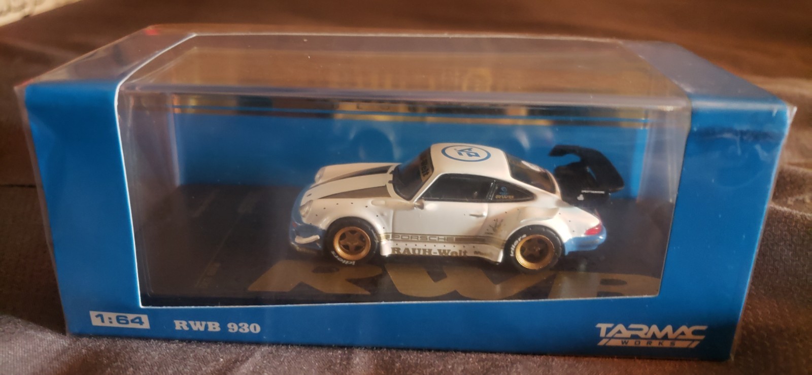 TARMAC WORKS RAUH WELT PORSCHE RWB 930 NEED FOR SPEED 1/64 WHITE