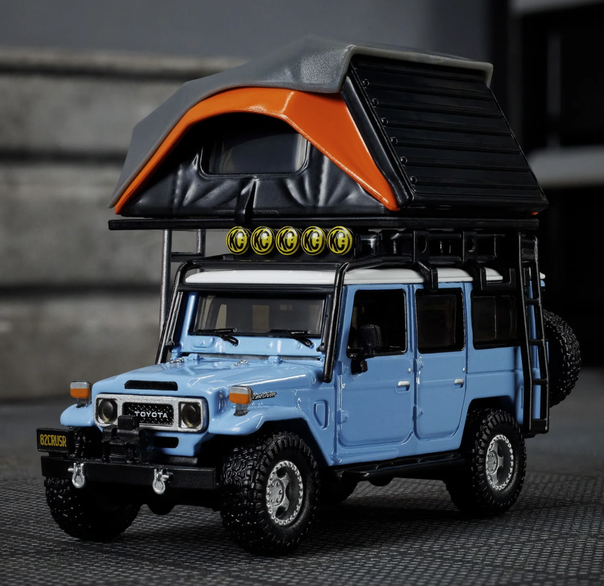 Hot Wheels Elite 64 Mod Shop 1982 Toyota Land Cruiser FJ45 Troopy