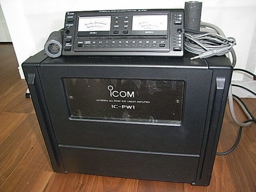 Icom IC-PW1 Ham Radio HF 50MHz 1KW Solid State Linear Amplifier