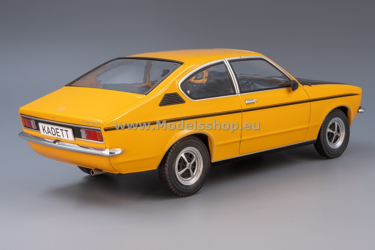 D*1様 【中古】MINICHAMPS 1/18 OPEL KADETT C C D*1様 【中古】MINICHAMPS