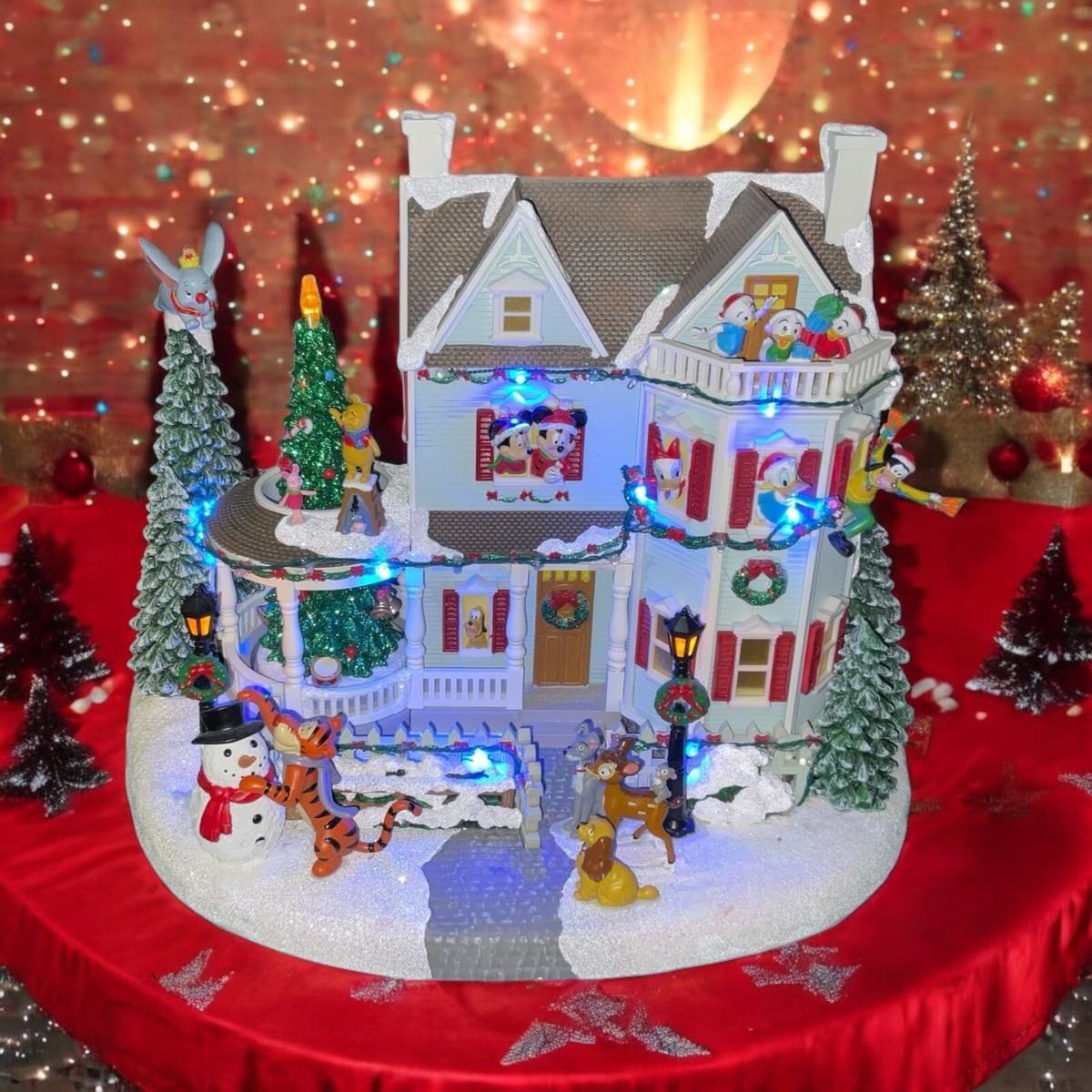 Disney Holiday Decorations – Animated Holiday House With Lights