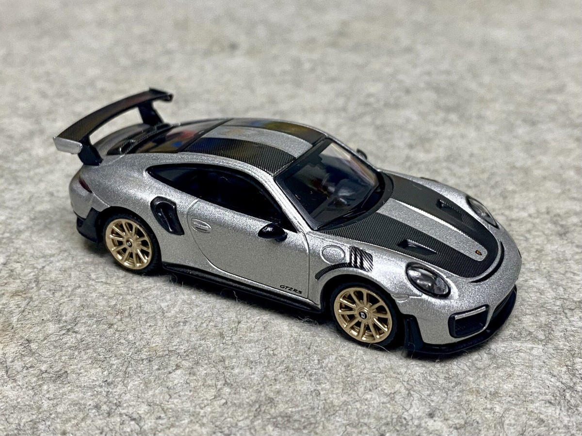 MiniGT Porsche 911 GT2 RS Weissach Package GT Silver Metallic LHD