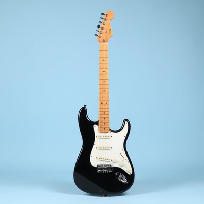 Fender ○ 100円～ Squier by Fender STRAT エレキギター ソフトケース