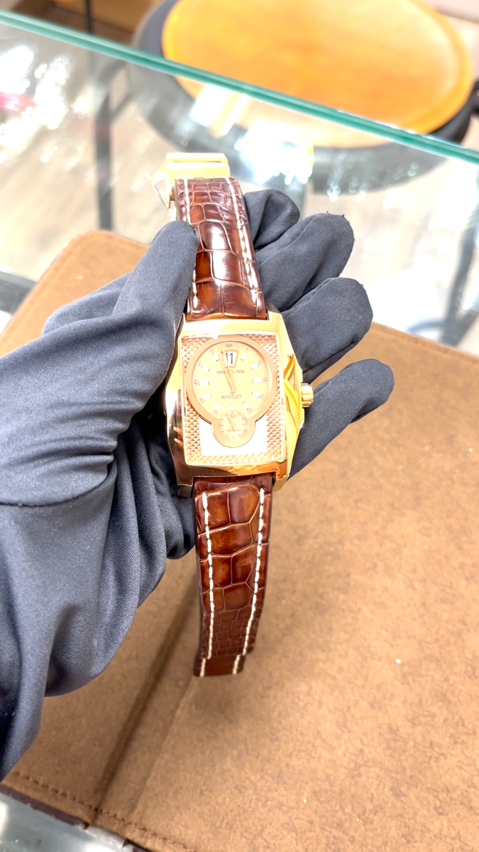 Breitling - R28362 Bentley Flying 