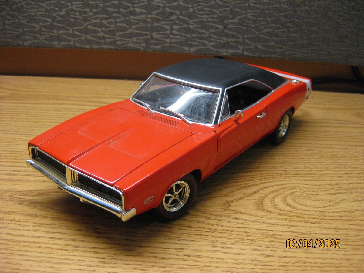 1/18 SCALE 1969 DODGE CHARGER R/T , BLACK OVER ORANGE, BY HOT