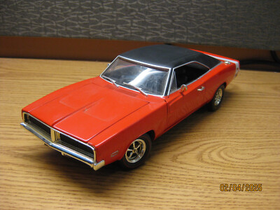 1/18 SCALE 1969 DODGE CHARGER R/T , BLACK OVER ORANGE, BY HOT
