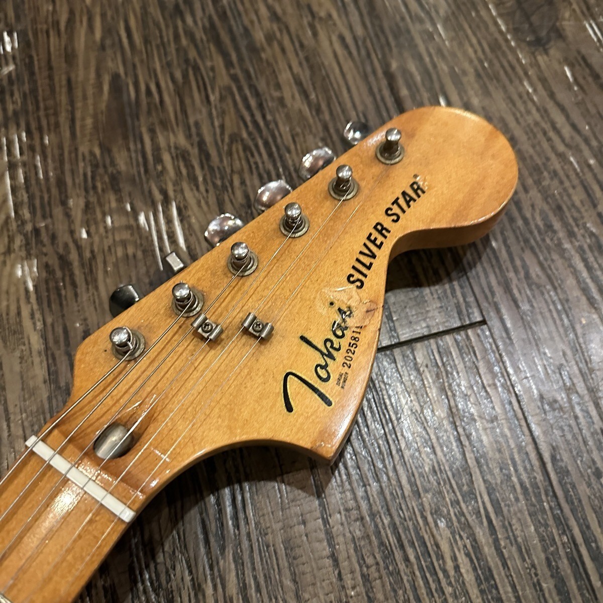 Tokai Silver Star SS-40 3 Tone Sunburst Made in Japan 1982 ST Type