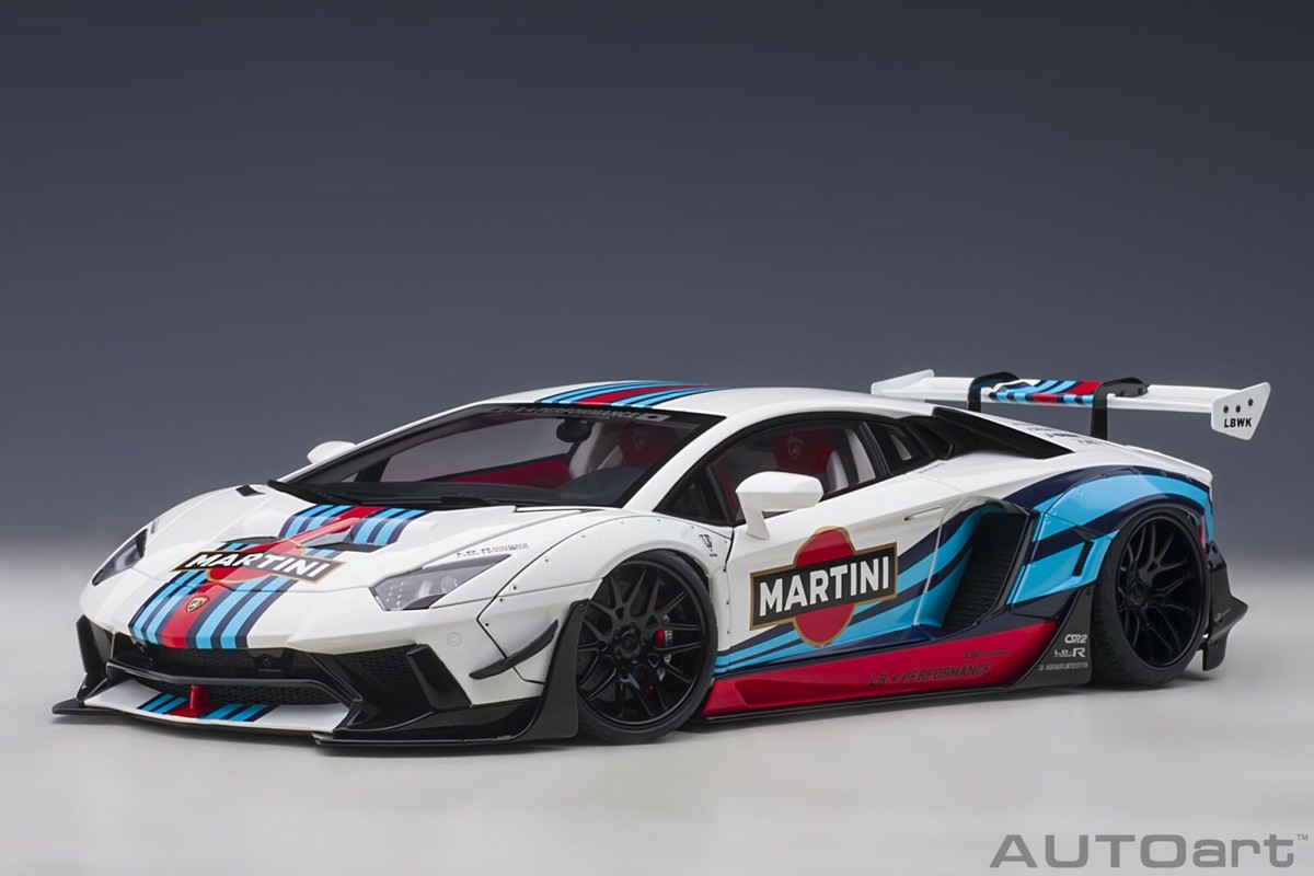 LAMBORGHINI AVENTADOR LIBERTY WALK LB WORKS MARTINI LIVERY 1:18 by