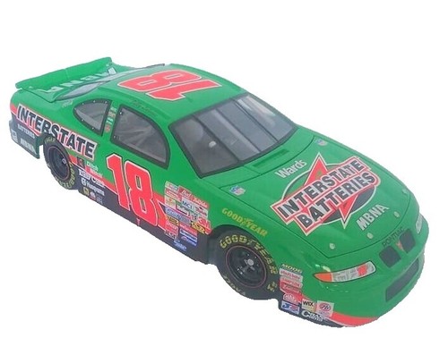 ✨Joe Gibbs Racing NASCAR # 18 BOBBY LABONTE 1:64 SCALE Racing