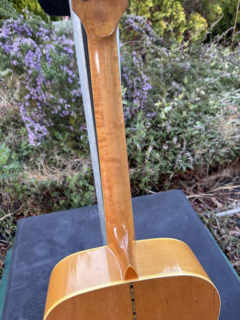 Kiso Suzuki W-65DA Quilted Maple Dove Style Acoustic Guitar Used