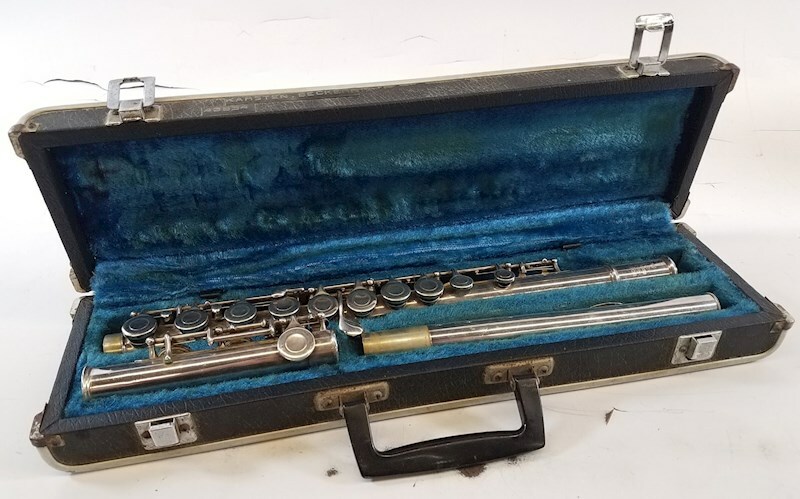 Boosey & Hawkes London Emperor flute with case, England, Very Good