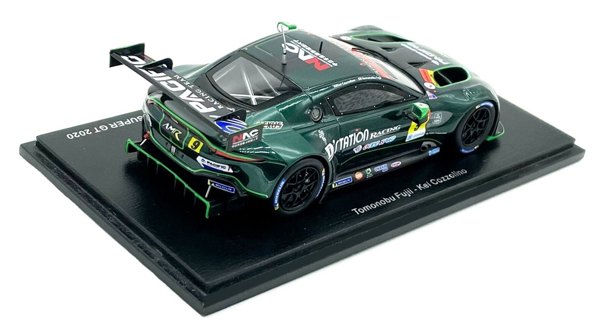 Spark SGT004 Aston Martin Pacific NAC D'Station Vantage GT3