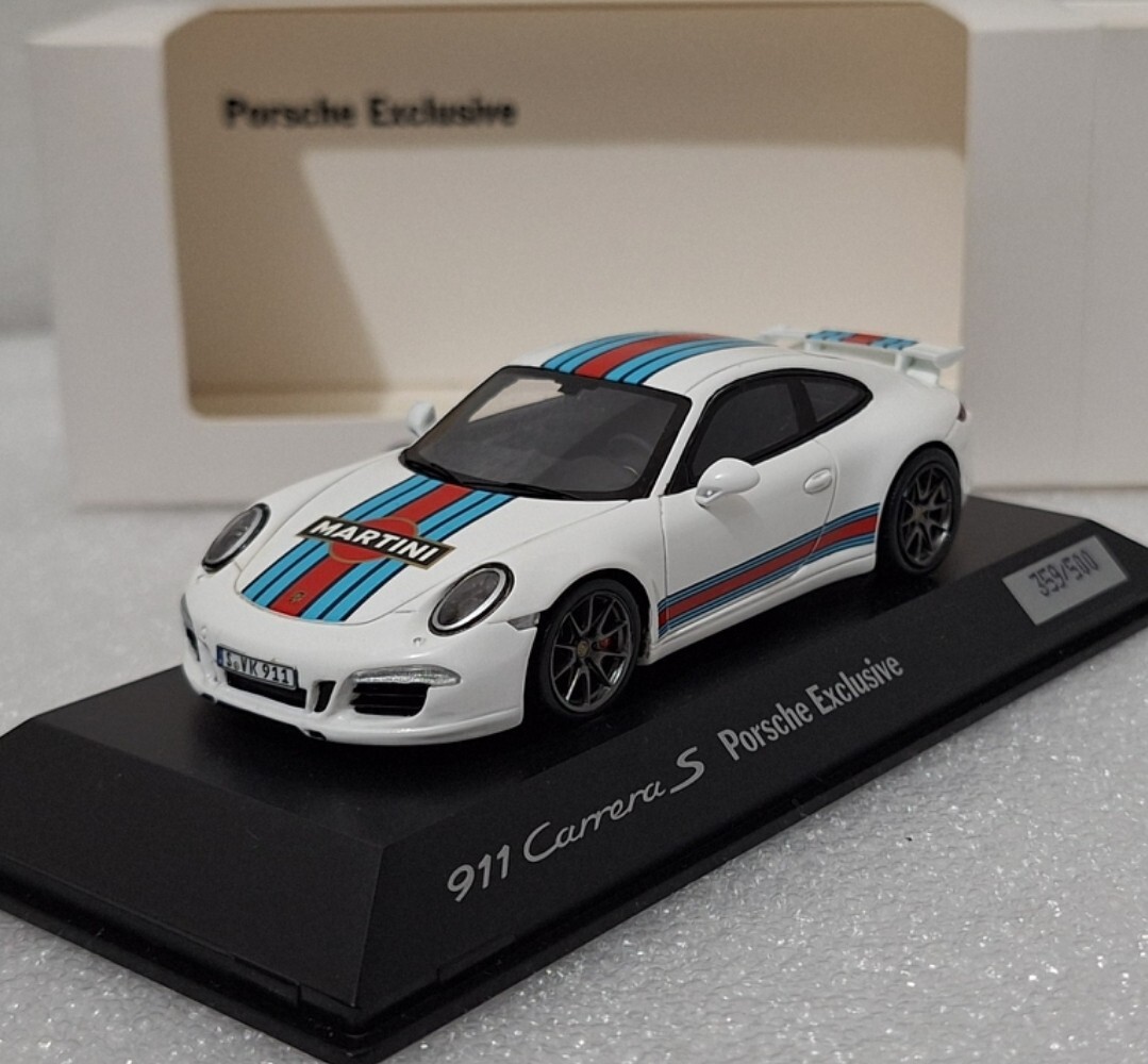Porsche 911 991 Carrera S Martini Racing Edition 2015 1:43 Spark