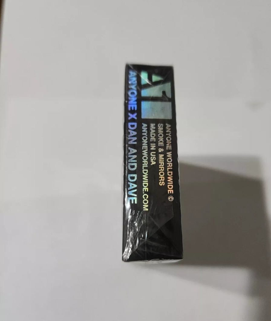 Anyone Worldwide Holographic Tuck Mirror Dan & Dave Playing Cards