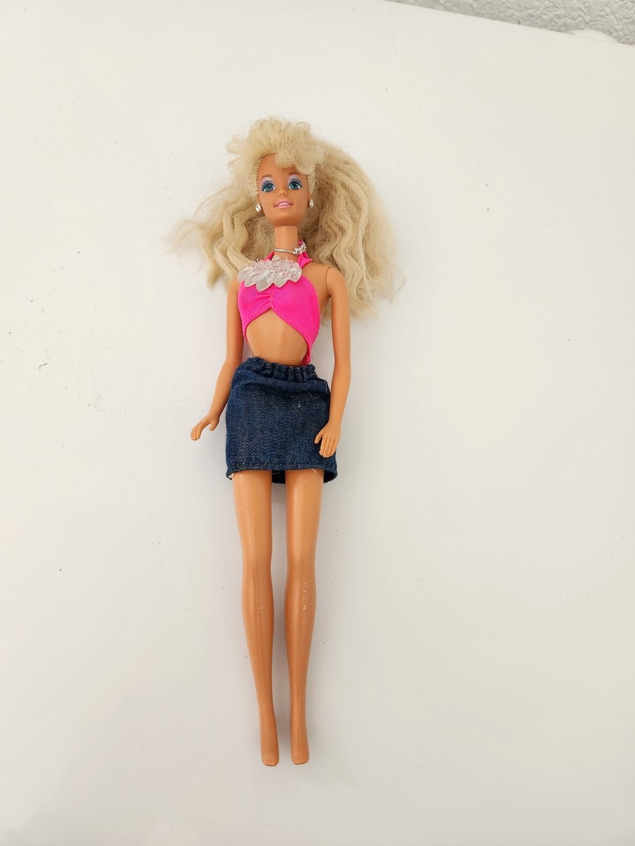 Vintage 1976 Mattel Twist n Turn Barbie Doll Blond Hair Blue Eyes