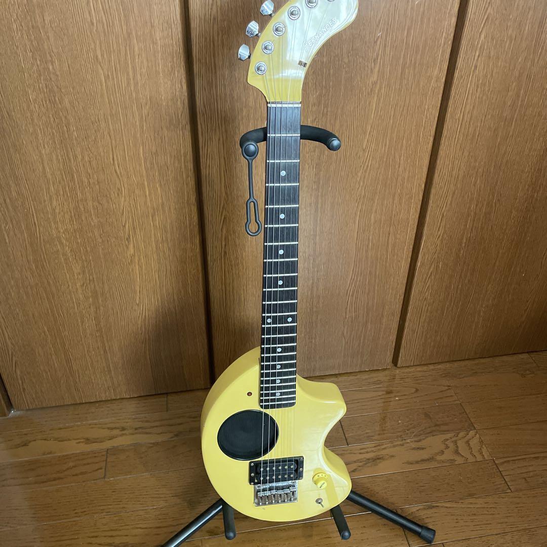 Fernandes ZO-3 Electric Guitar With Built-In Amplifier Travel