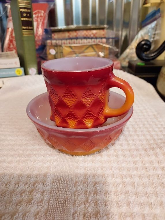 VINTAGE 1960-70s ANCHOR HOCKING/FIRE KING OVEN-PROOF KIMBERLY MUG