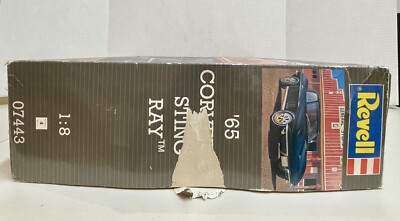 SUPER LARGE 1/8 SCL Revell Chevrolet Corvette Sting Ray '65 1/8