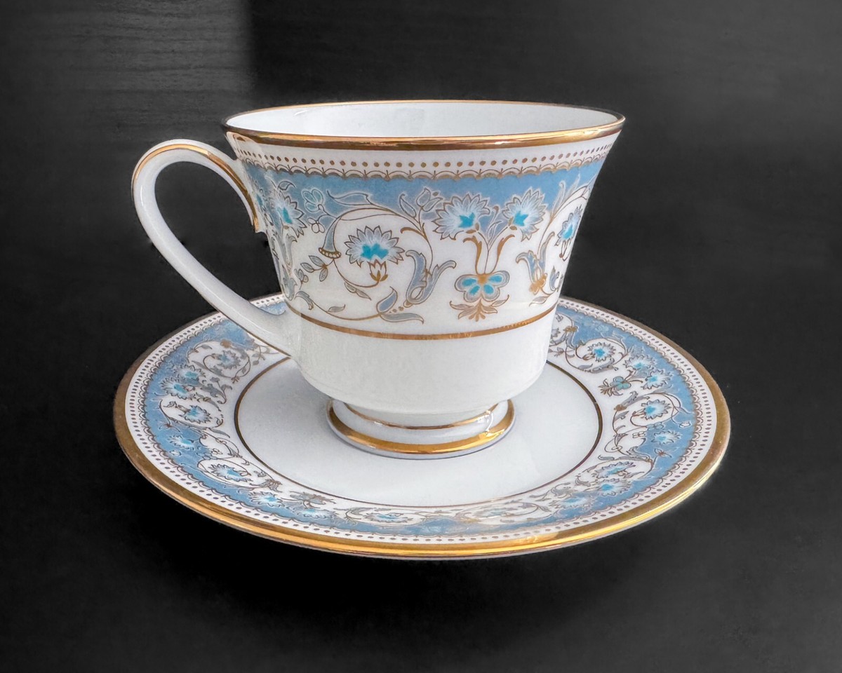 Noritake Polonaise 2045 Tea Cup Saucer Set Gold Blue Japan Vintage