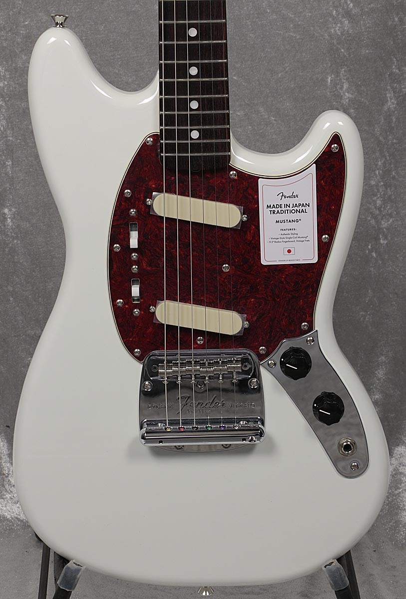 Fender Made in Japan Traditional 60s Mustang Olympic White with